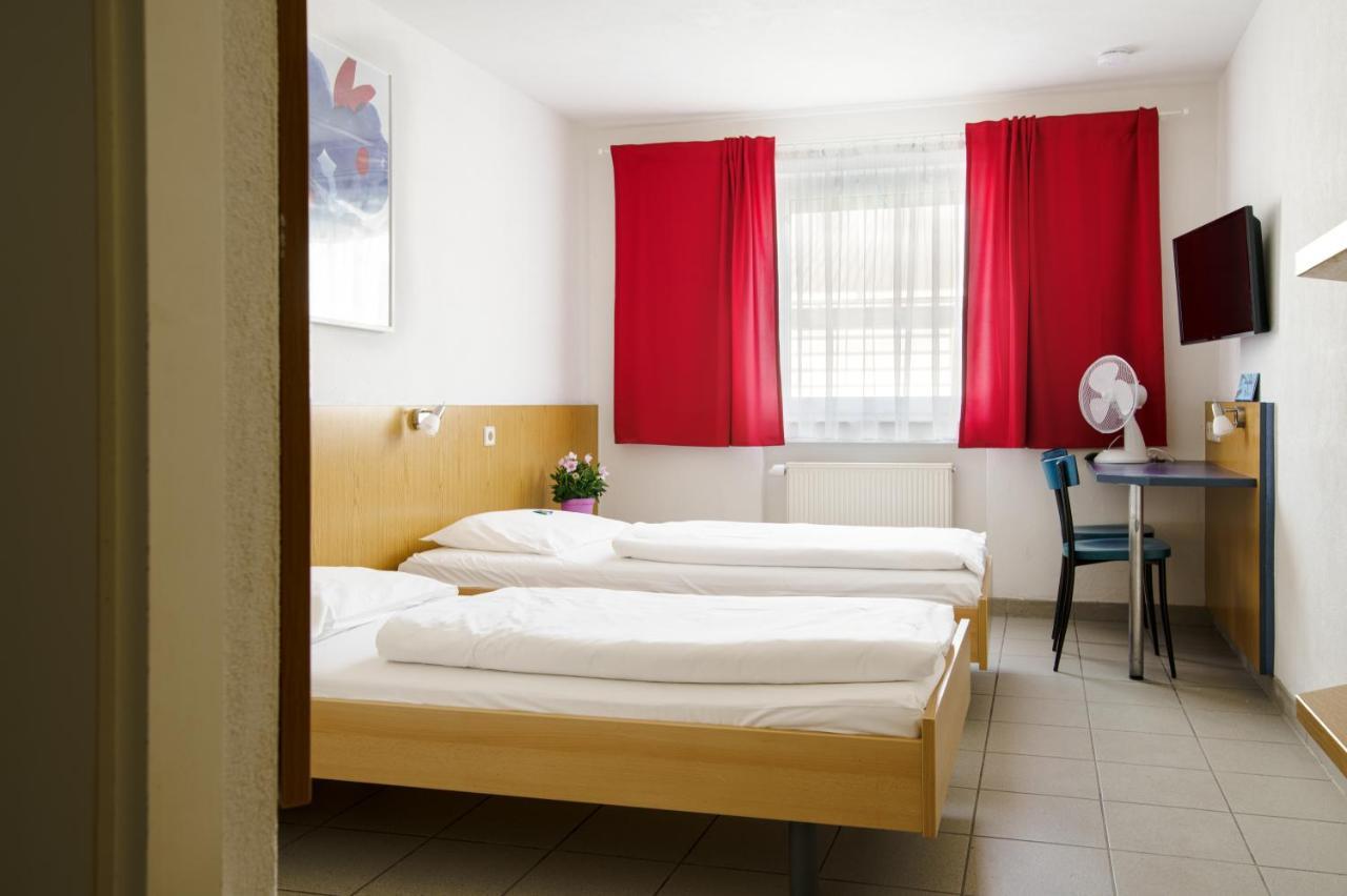Motel Drei Koenig- Ihr Transithotel Heimsheim 外观 照片